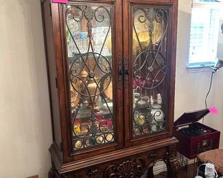 Curio cabinet 