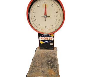 Antique-Vintage Detecto Floor Scale 200 LBS 1105DG JR Bench Pioneer Seed Logo Painted