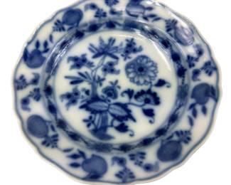 7 5/8" Salad Dessert Plate Vintage Meissen Blue Onion Crossed Swords