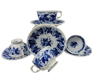 4 Tea Cups Saucers French Antique Flow Blue & White China DEPOSE Creil Montereau Houx Flora Holly