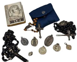 Catholic Christian LOT ITALY Sterling Medals Rosaries Olive Wood Paulus VI Pont Max Book Metal Bix 
