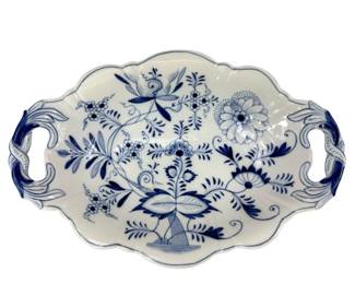 12.5" Handled Oblong Dish Vegetable Scalloped Edge Vintage Meissen Blue Onion Crossed Swords