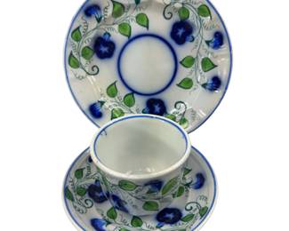 Cup Saucer Plate 14 Sided Soft Paste Plate Flow Blue Morning Glory Pattern c1850
