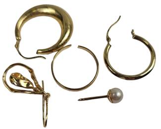 14KT Gold Earrings & Scrap LOT 4 Grams