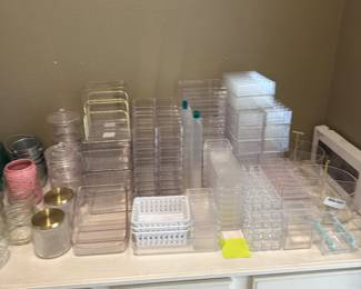 makeup organizers 