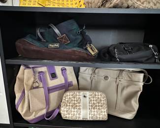 dooney and bourke purses