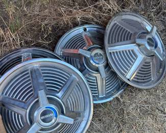 Ford Mustang Hubcaps