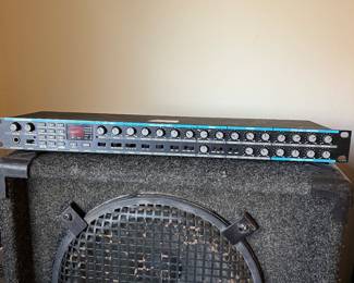 Novation super bass rack synthesizer