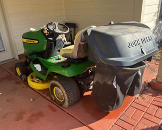 NEEDS TIRES AND NOT RUNNING BUT PRICED RIGHT FOR A FIXER UPPER!