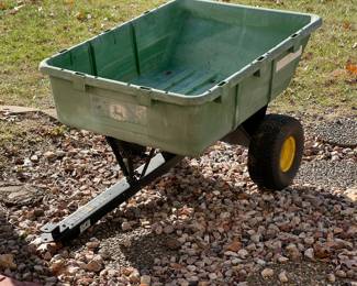 JOHN DEERE WAGON