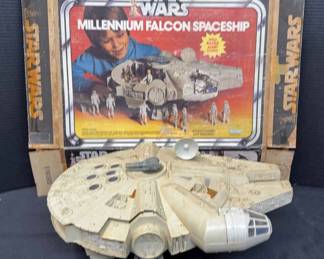 1979 Star Wars Millennium Falcon Spaceship