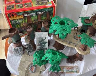 2 Robin Hood Sherwood Forest Playesets with 1 Box