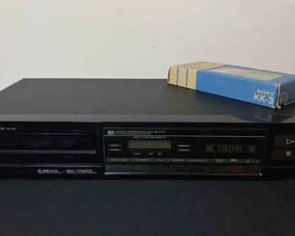 Vintage Single Disc CD Player