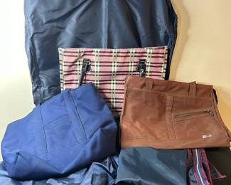 3 Garment Bags 3 Tote Bags