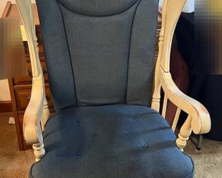 Rotating Rocking Chair