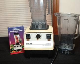 Vintage VitaMix Super 5000 Blender 