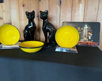 Black Cats Meet Vintage