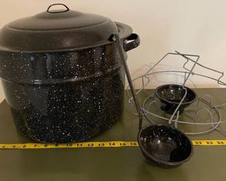 Large Vintage Enamelware Canning Or Soup Pot