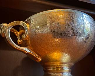 detail on the double handled serving piece 