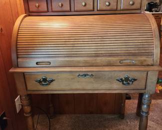 Stylish Small Roll Top Desk in great condition. 