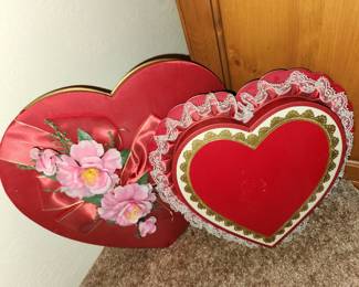 A collection of Vintage Valentines. 