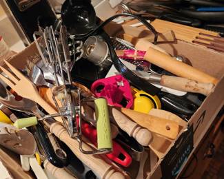 Utensils. Vintage Utensils. Knives. 