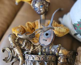 vintage Aladin wall decor