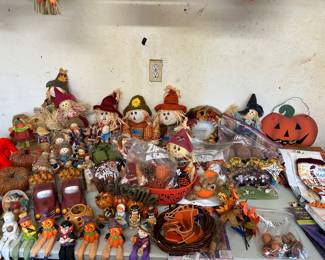 Fall and Halloween decor