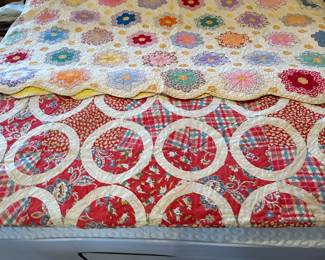 Several quilts 