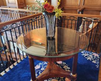 Baker Furniture Neoclassical Round Three-Leg Accent SideTable