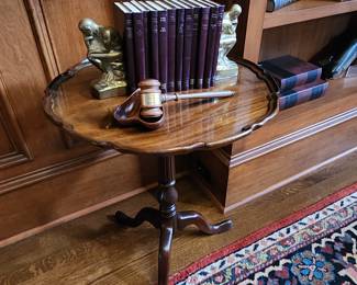 Pie Crust Tilt Top Table