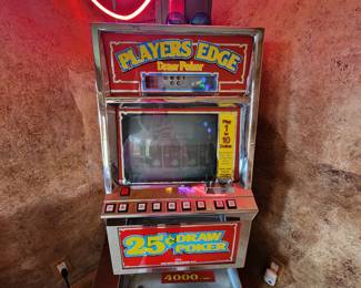 Players Edge Draw Poker Machine