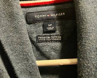Tommy Hilfiger Men's Grey V-Neck Long Sleeve Shirt- Size Small