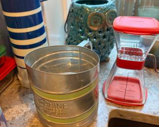 Circa 1950's Good Housekeeping Sift-Chine Triple Screen Sifter