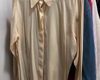 Pendleton Women's Cream Button Up Shirt - Size 10
