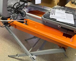 Rigid tile and paver saw