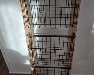 Wall Basket Hanger