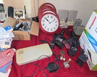 Wall Clocks - Electronics