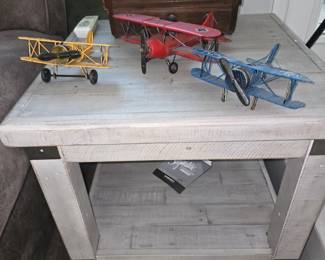 White Washed End Table - Metal Planes - Antique Radio