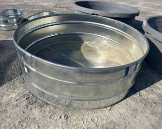 390 GALLON GALVANIZED WATER TROUGH
