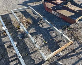 GALVANIZED ALLEY FRAME