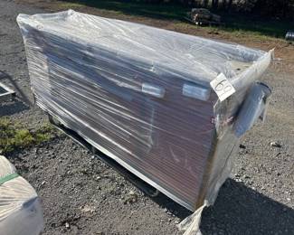 RED 7 10 DRAWER WORK BENCH