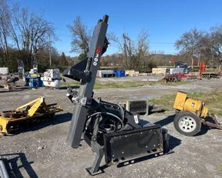 IDEAL ID300 SKID STEER POST DRIVER