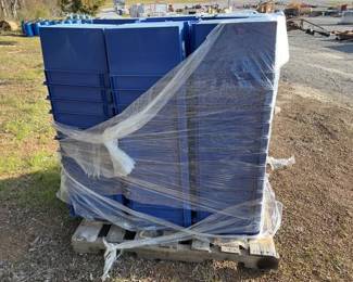 LOT OF HEAVY DUTY TOTES WITH LIDS