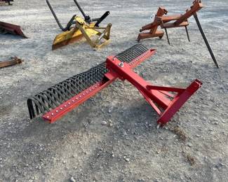 7 LANDSCAPE ROCK RAKE