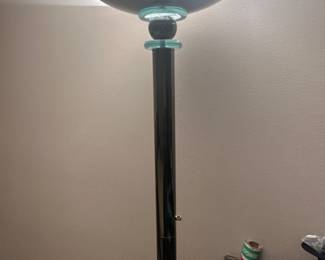 Floor lamp