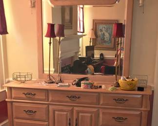 Dresser
$450