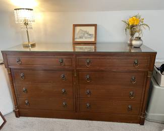 Rway dresser