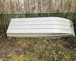 10' flat bottom aluminum Landau jon boat motor for sale as well (no title but will provide a bill of sale)