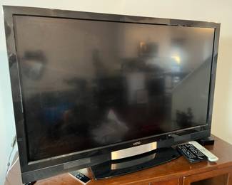 Vizio 47" flatscreen TV.....